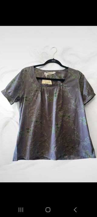 Blusa Nice Things manga corta floral,sin estrenar