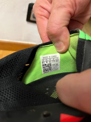 Botas de fútbol negras