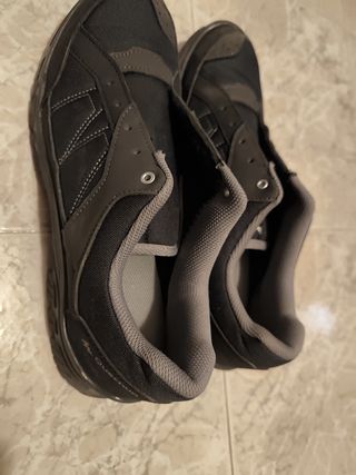 Zapatos de senderismo negros Quechua Talla 44