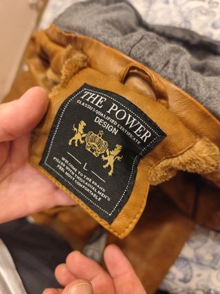 Chaqueta de cuero color camel