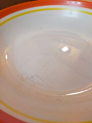 Frutero o fuente con borde naranja