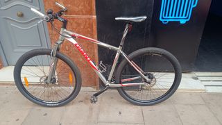 Bicicleta Giant allux 6000 series butted tubing 29