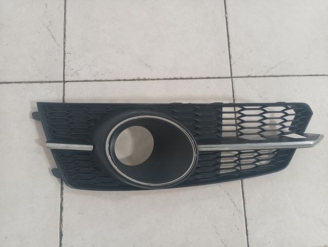 Rejilla Antiniebla Audi A6 C7 2019,parte conductor