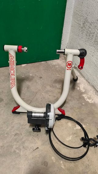 Rodillo MINOURA GT750