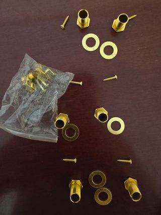 Llaves de guitarra doradas