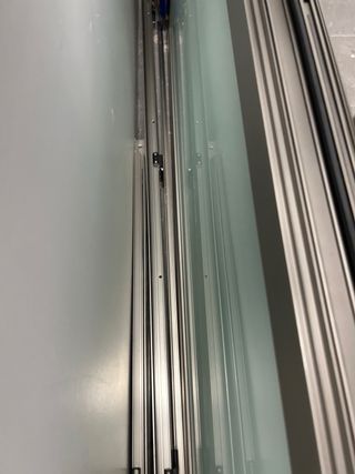 Puerta de  aluminio y cristal