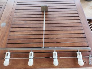 Lámpara techo plateada hay dos unidades dos tamaño