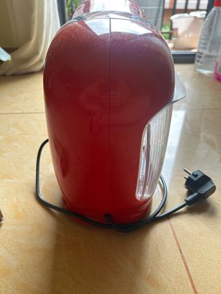 Cafetera Tassimo Bosch Roja.
