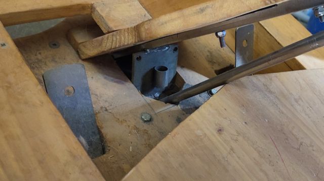 Coche casero madera niño volante frenos