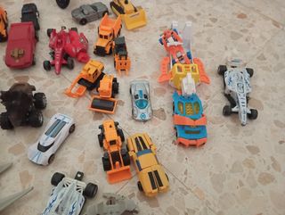 Lote de vehículos de juguete