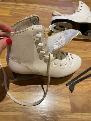 Patines sobre hielo niños talla 33-34 marca Oxelo
