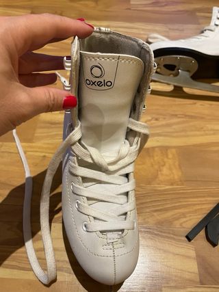 Patines sobre hielo niños talla 33-34 marca Oxelo