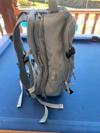 Mochila de viaje color verde azulado