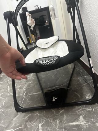 Columpio mecedor para bebé color negro 