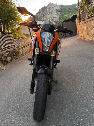 moto KTM Duke 125