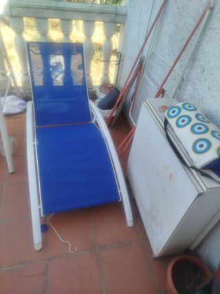 Tumbona Azul y Blanca