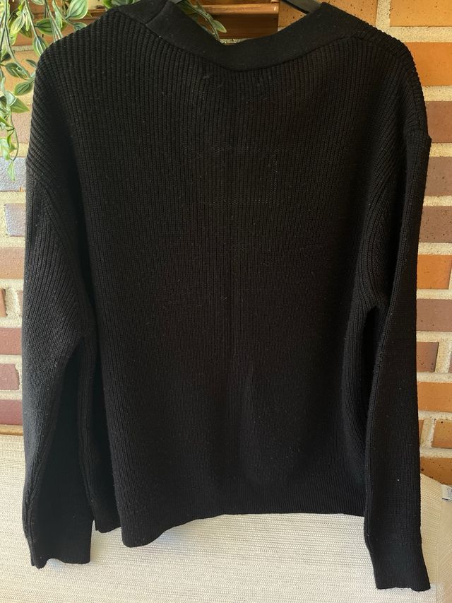 Cárdigan negro Stradivarius