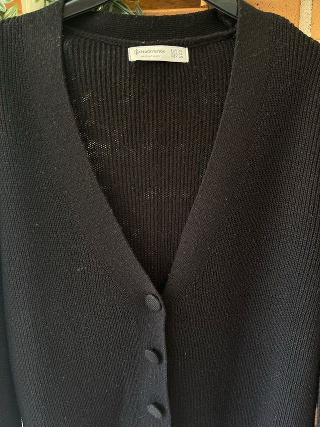 Cárdigan negro Stradivarius