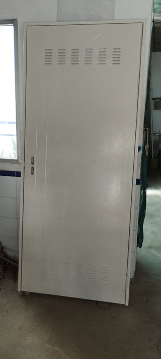 Puertas de trastero lacadas