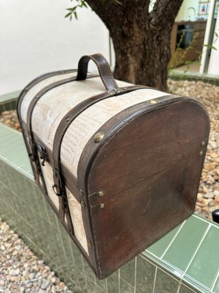 Baúl decorativo madera y cuero