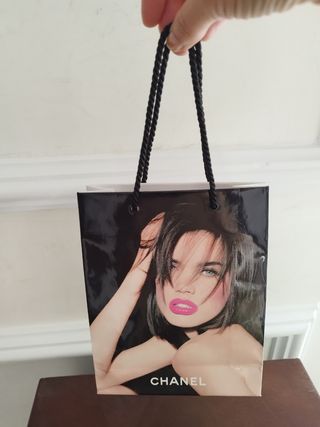 Colgante Chanel Lipstick Negro y Rosa