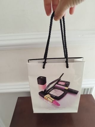 Colgante Chanel Lipstick Negro y Rosa