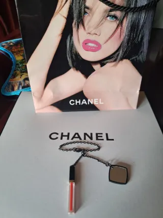 Colgante Chanel Lipstick Negro y Rosa