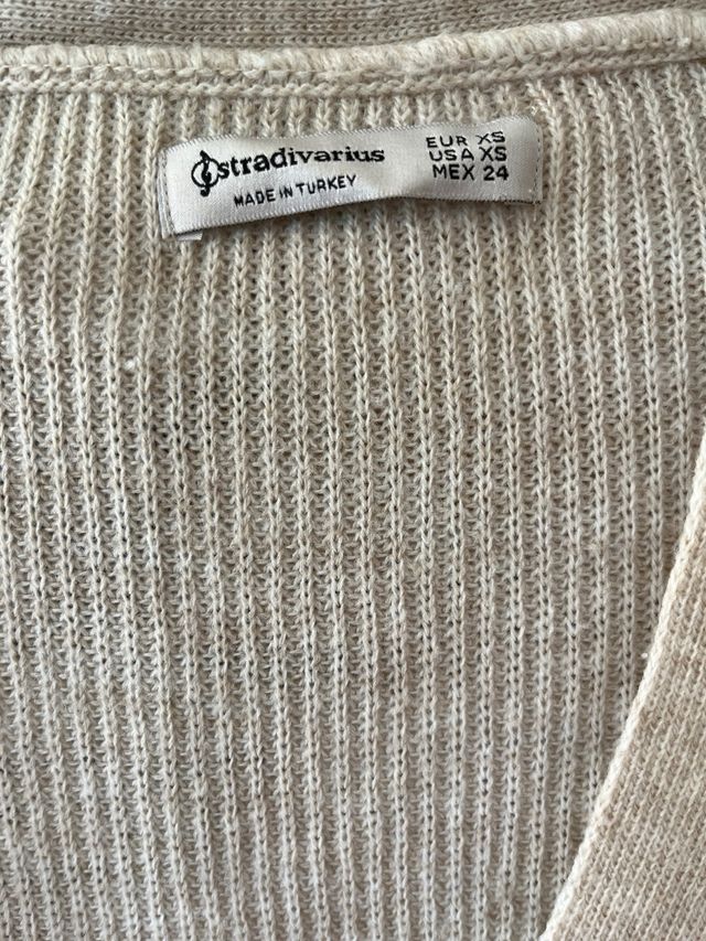 Cárdigan Stradivarius beige
