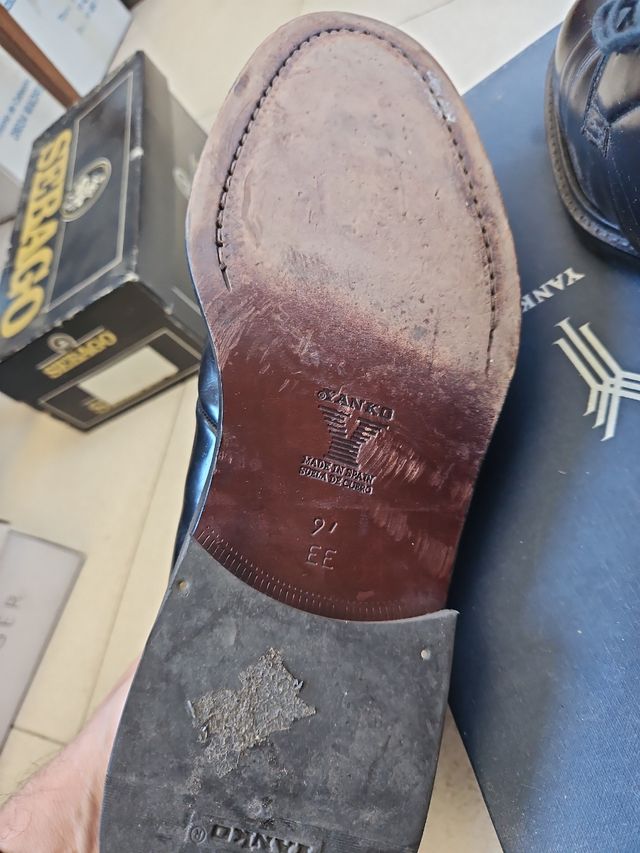 Zapatos Yanko Negros Oferta