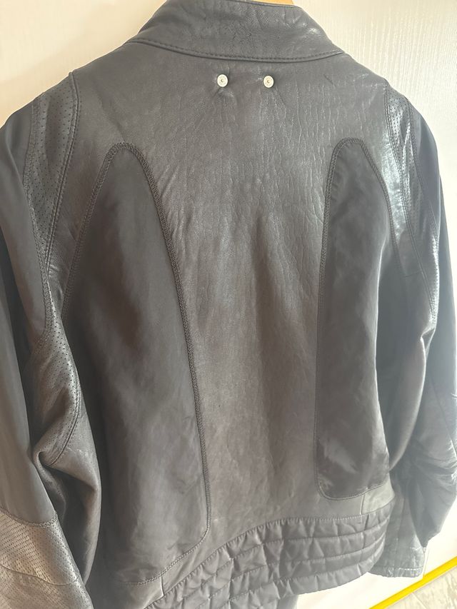 Chaqueta de cuero BOSS Negra