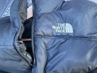 Plumas The North Face Talla M Negra
nuevo 