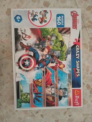 Puzzle Avengers Crazy Shapes Junior 160