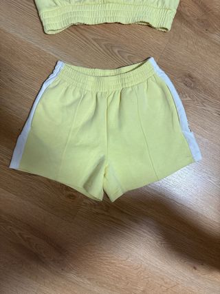 Conjunto Sudadera Manga Corta y Shorts