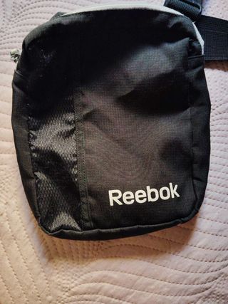 Bandolera Negra Reebok