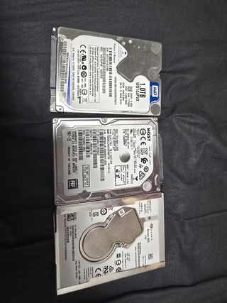 3 Discos Duros 2.5 1TB SATA (WD, HGST, Seagate)
