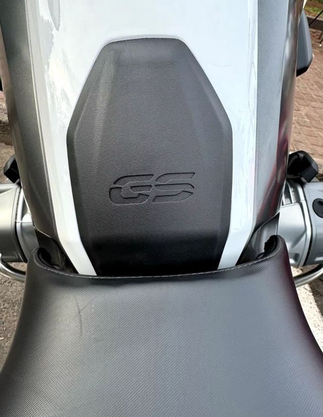 Protector deposito R1200GS R1250GS