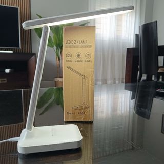 Lámpara LED Diseño Soporte Móvil Blanca