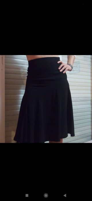 Falda midi de fiesta negra