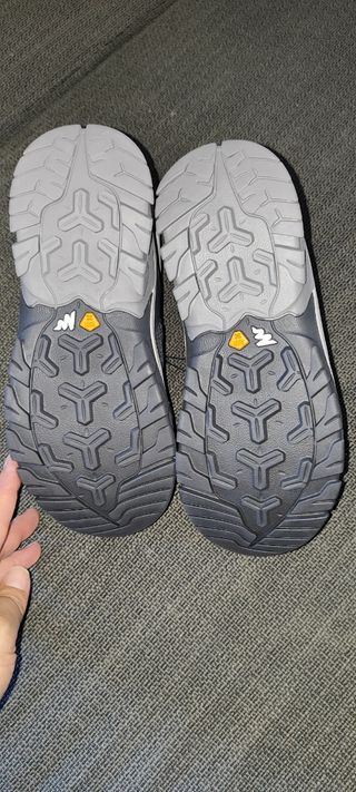 Botas de montaña infantiles Decathlon talla 35