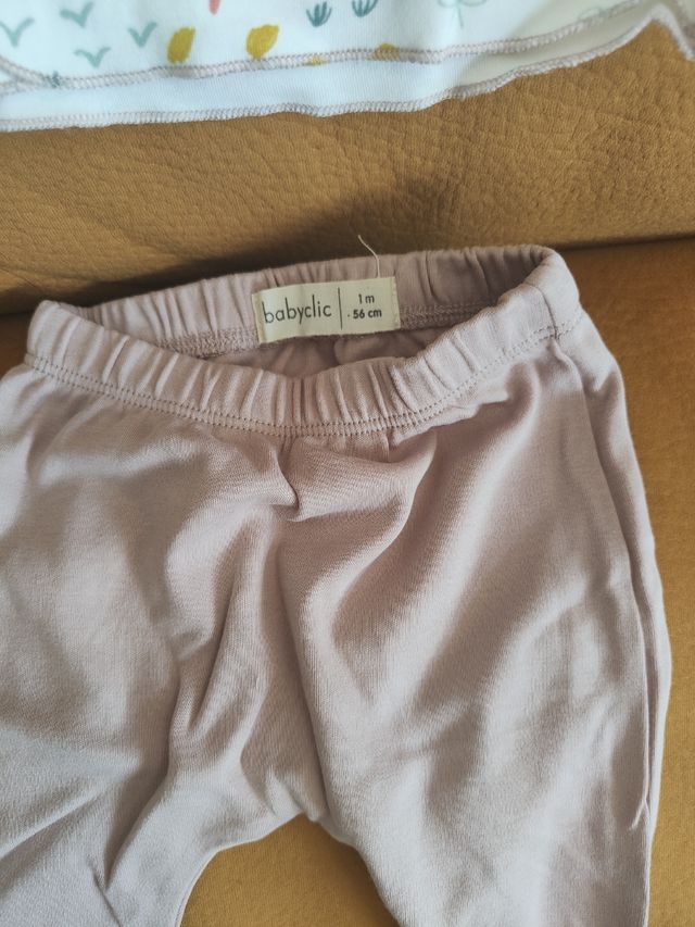 Conjunto primera puesta bebé estampado