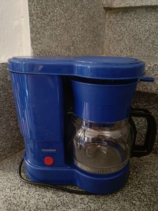 Cafetera de goteo azul Severin