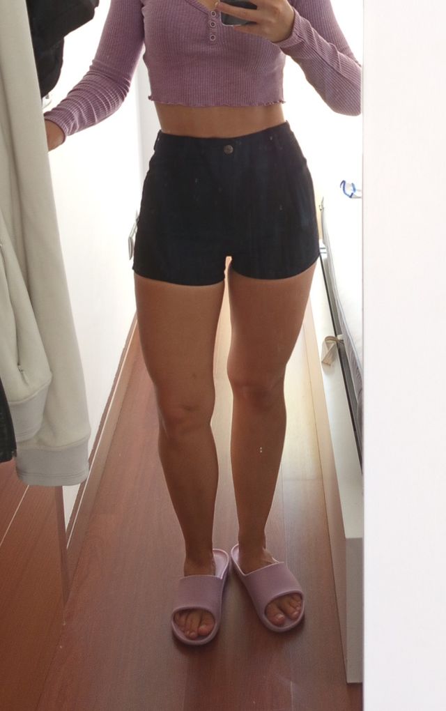 Shorts negros Bershka