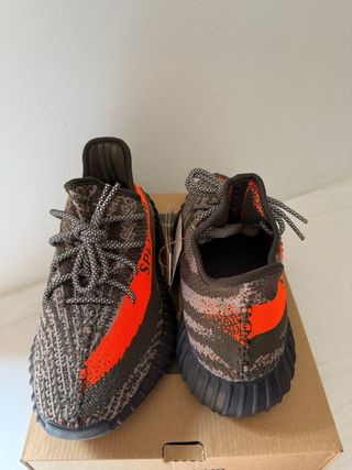 Adidas Yeezy Boost 350 V2 Beluga