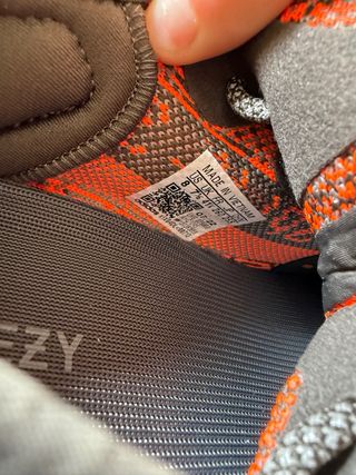 Adidas Yeezy Boost 350 V2 Beluga