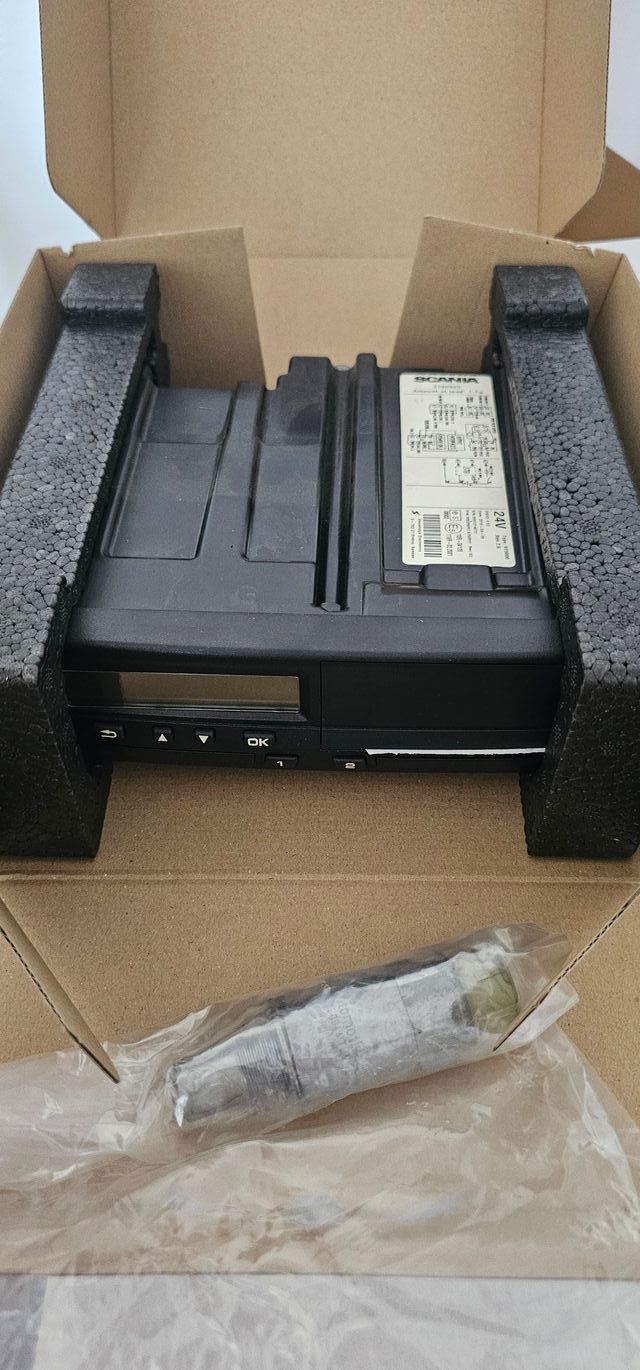 Tacógrafo Stoneridge SE 5000 con sensores