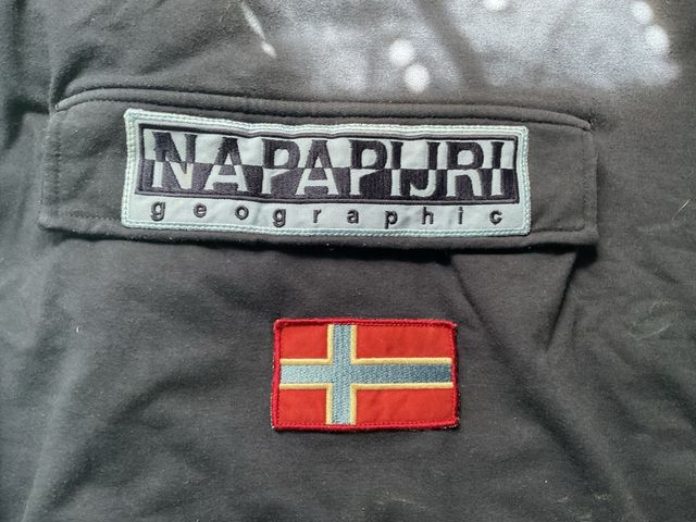 Sudadera Napapijri Negra con Logo