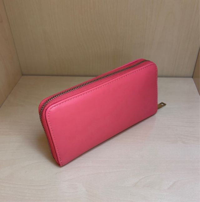 Portafoglio in corallo con zip