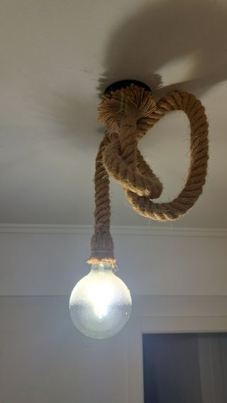 Lámpara de techo de cuerda