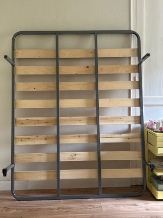 Somier doble de madera y metal