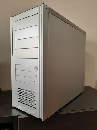 Caja PC-6083A Lian-Li 